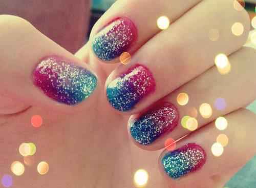 How To Sparkle This Autumn With Glitter Nails