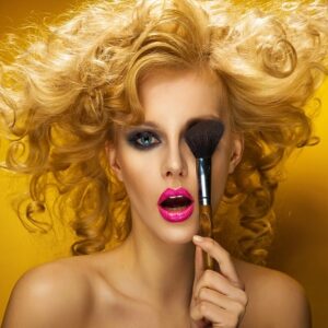 Make Up THE BEST MAKE UP COURSES AT TOP BEAUTY SCHOOL IN HERTFORDSHIRE